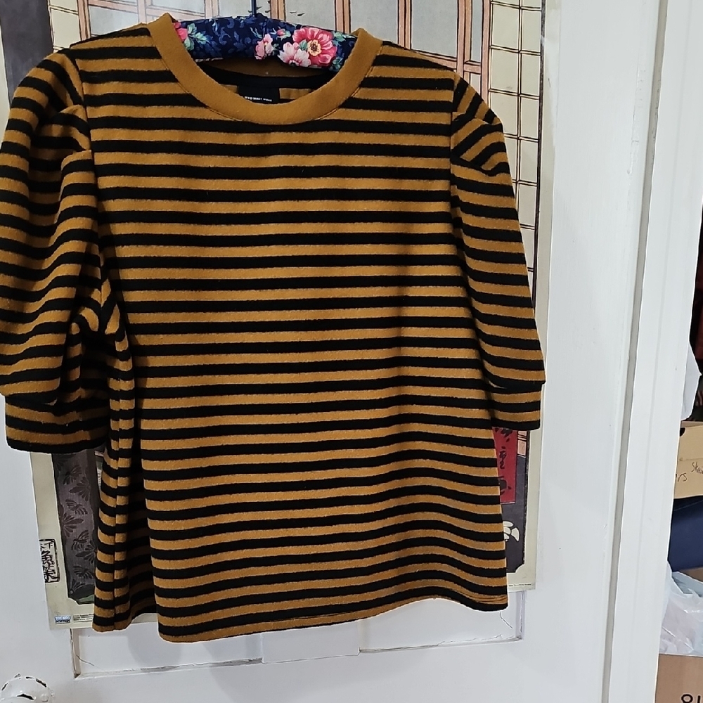 Who What Wear Black and Mustard Striped Crop Top